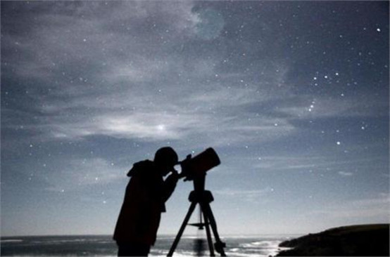 天文望远镜带你近距离观星,探寻宇宙的奥秘